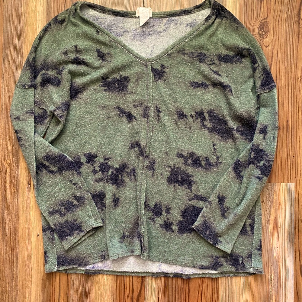 Tie Dye Flowy sweater L
